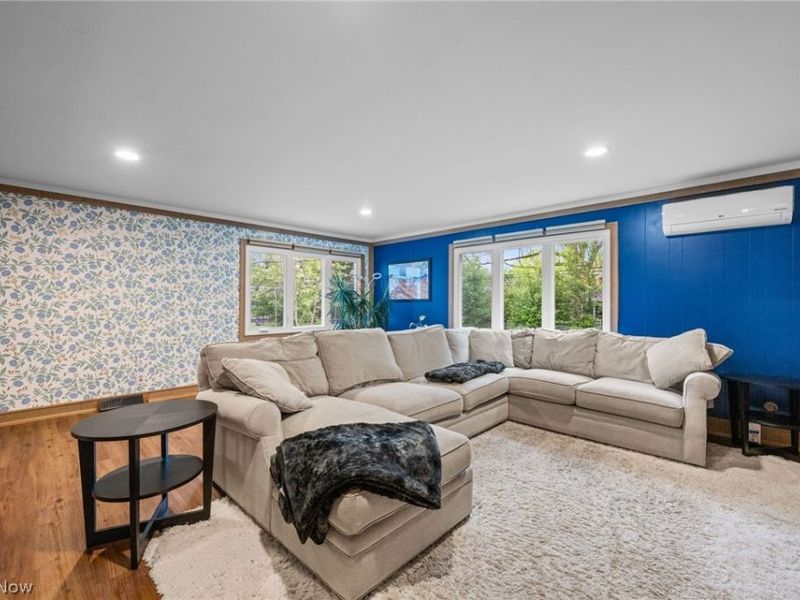 23706 Wimbledon Road, Shaker Heights, OH 44122 Photo 12
