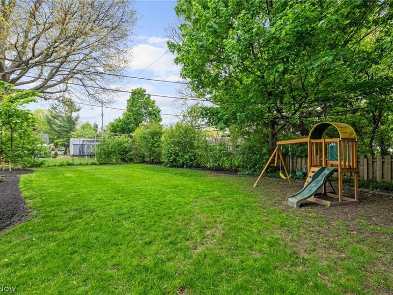 23706 Wimbledon Road, Shaker Heights, OH 44122 Photo 34