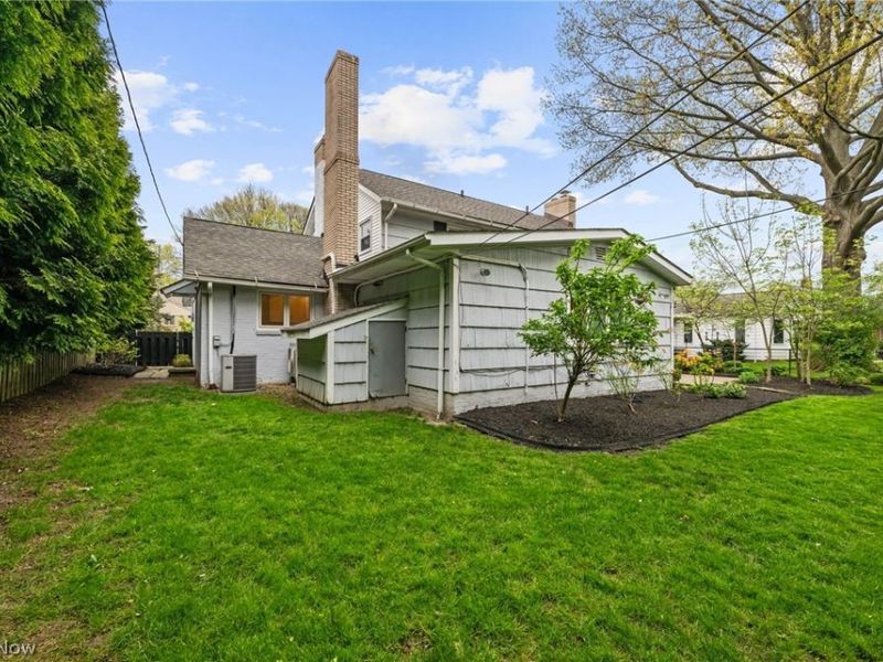 23706 Wimbledon Road, Shaker Heights, OH 44122 Photo 35