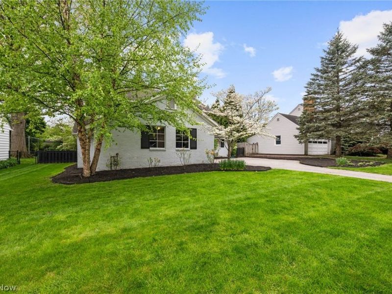 23706 Wimbledon Road, Shaker Heights, OH 44122 Photo 39