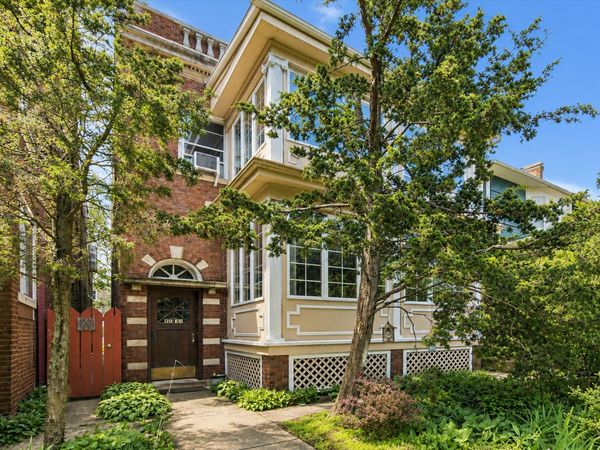 4725 N Dover Street, Unit 1, Chicago, IL 60640