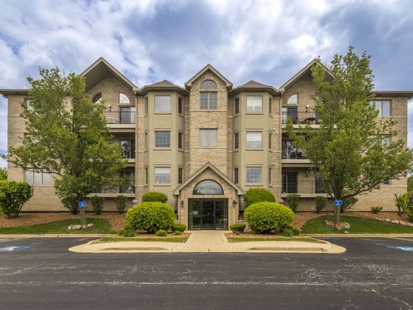 11921 Windemere Court , Unit 204, Orland Park, IL 60467