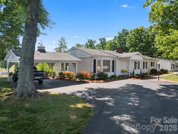 1687 Sexton Road , Unit 0005, Denton, NC 27239