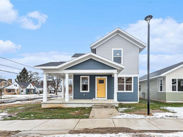 2120 Willard Avenue SE, Grand Rapids, MI 49507