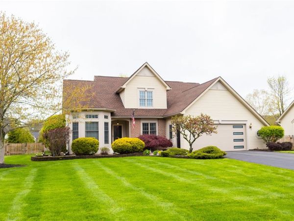 287 Sunny Mill Lane , Rochester, NY 14626