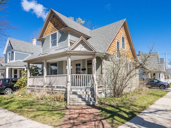 402 Seventh W, Traverse City, MI 49684