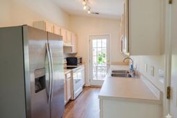 408 Jamestown Drive photo 4