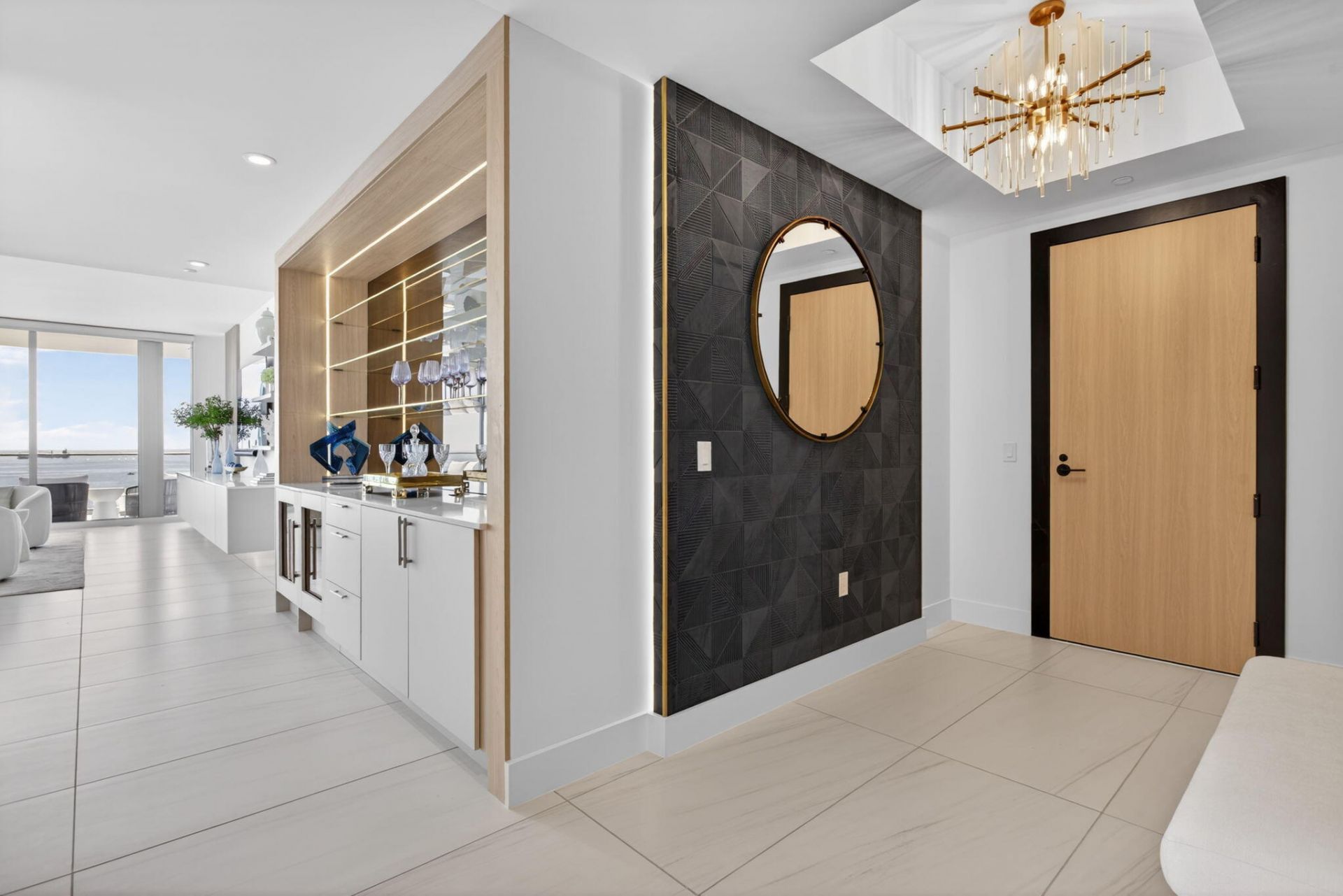 151 N Seabreeze Boulevard, Unit 1004, Fort Lauderdale, FL 33304 Photo