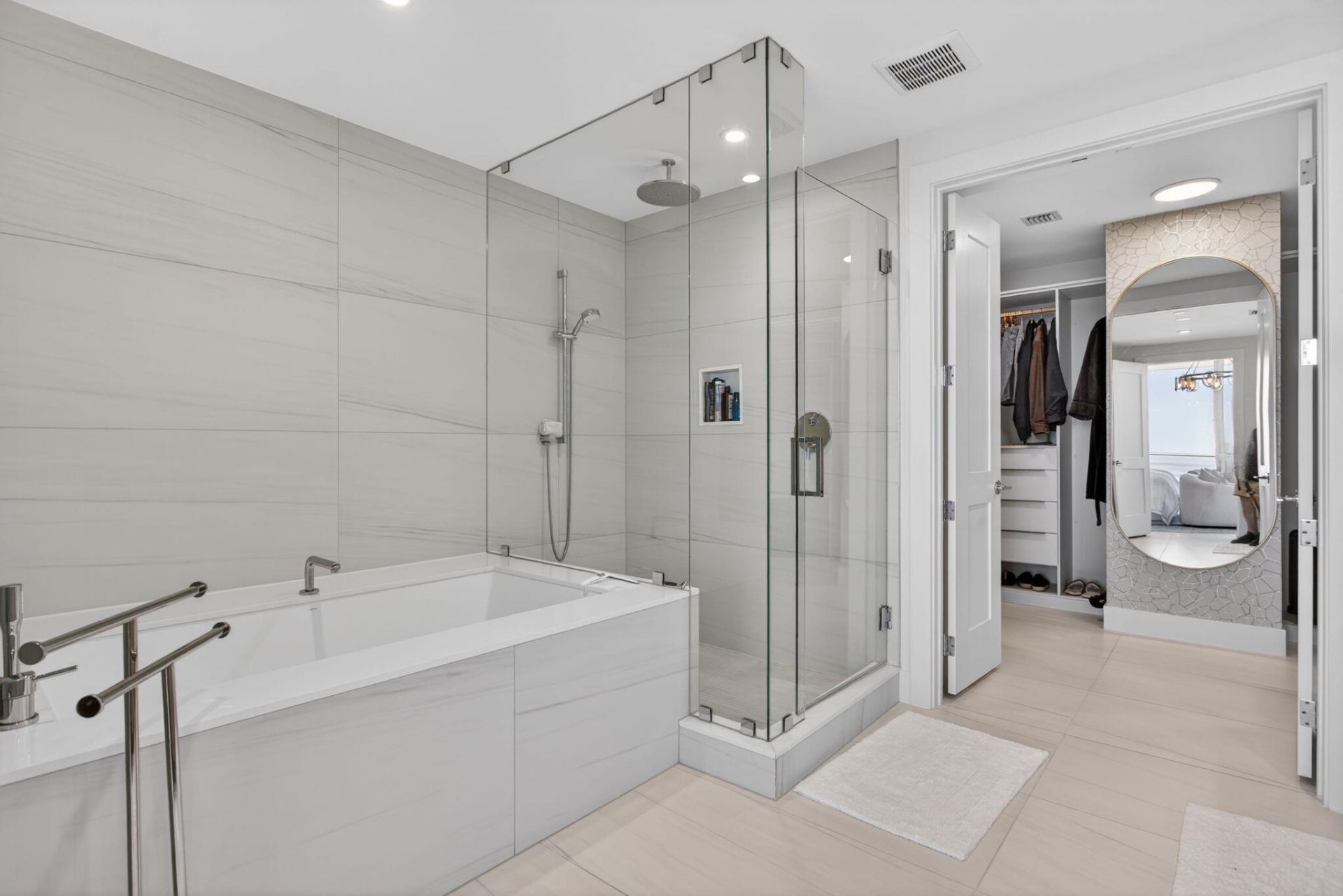 151 N Seabreeze Boulevard, Unit 1004, Fort Lauderdale, FL 33304 Photo