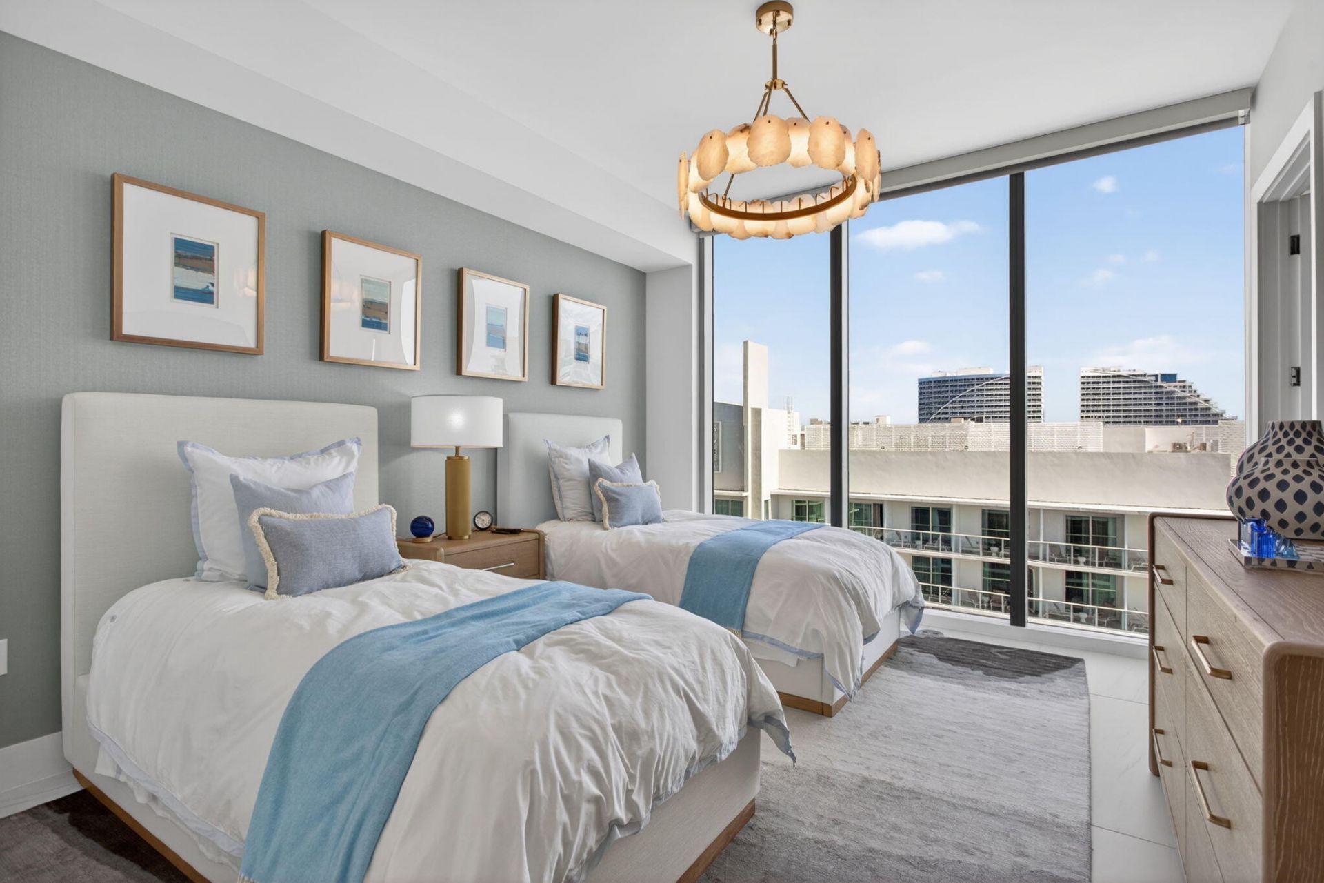 151 N Seabreeze Boulevard, Unit 1004, Fort Lauderdale, FL 33304 Photo