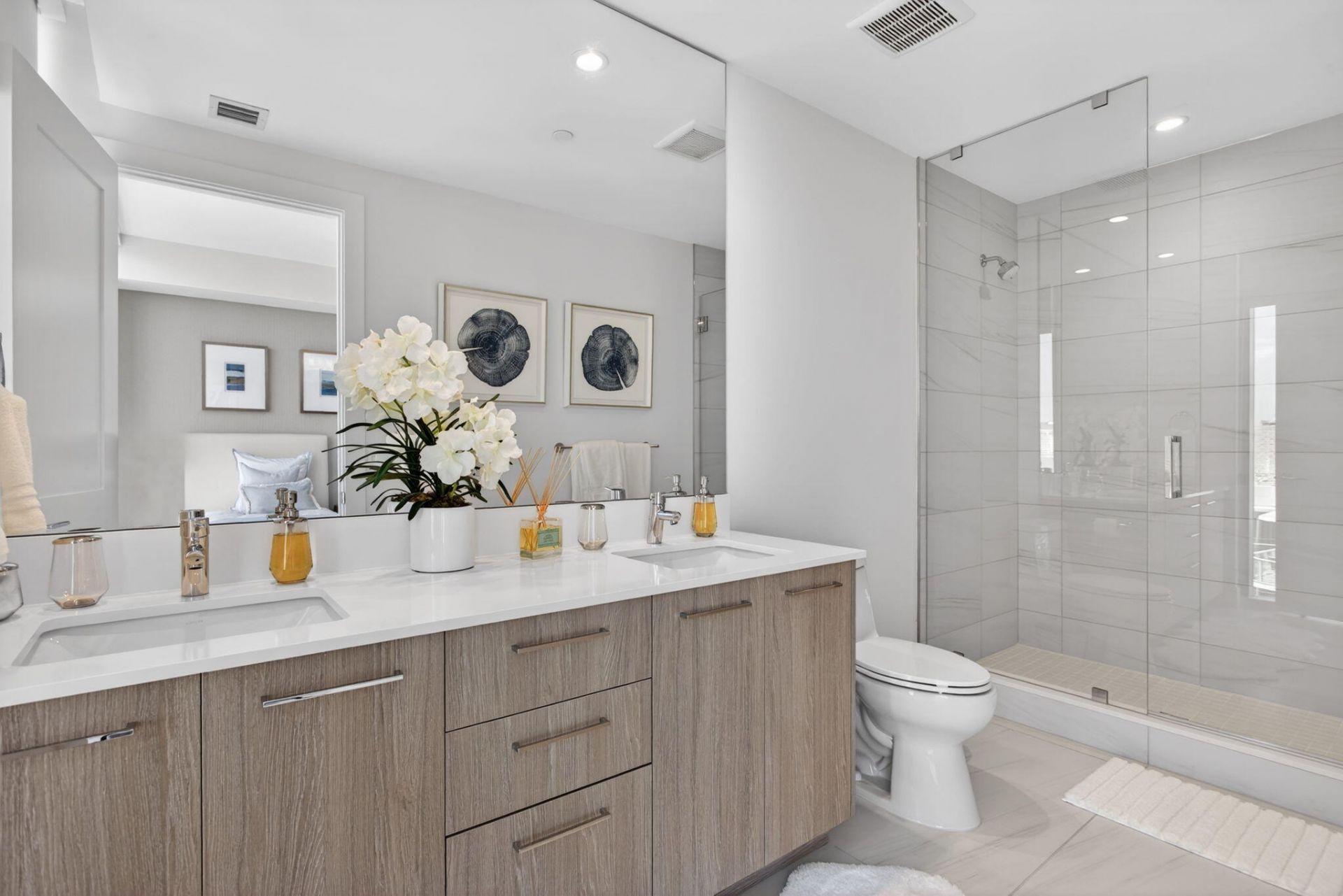 151 N Seabreeze Boulevard, Unit 1004, Fort Lauderdale, FL 33304 Photo