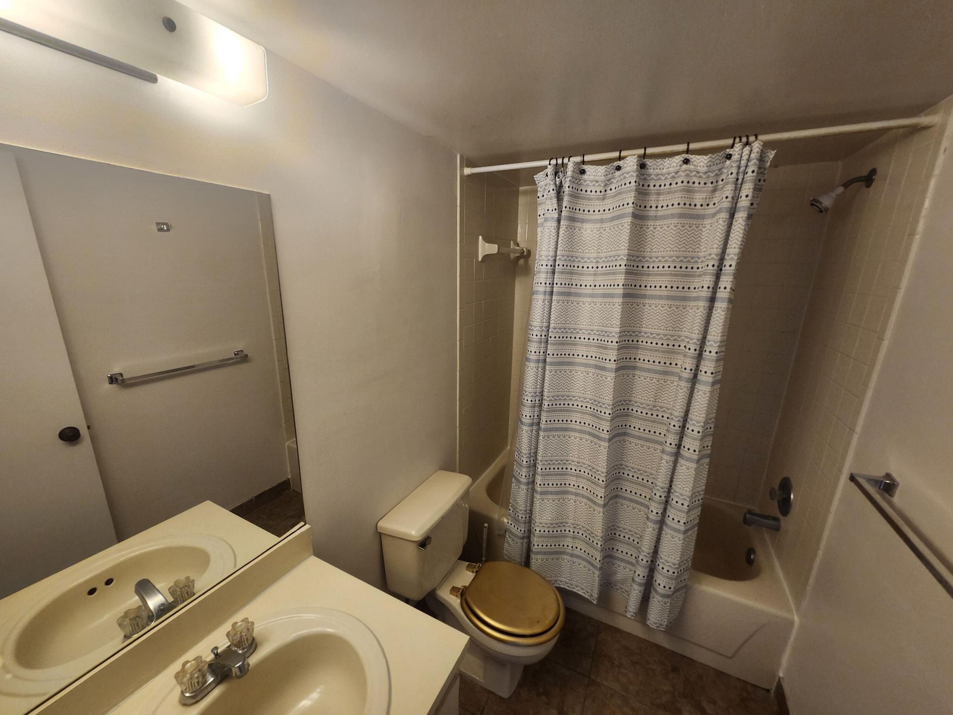 8750 N Sherman Circle N, Unit 406, Miramar, FL 33025 Photo
