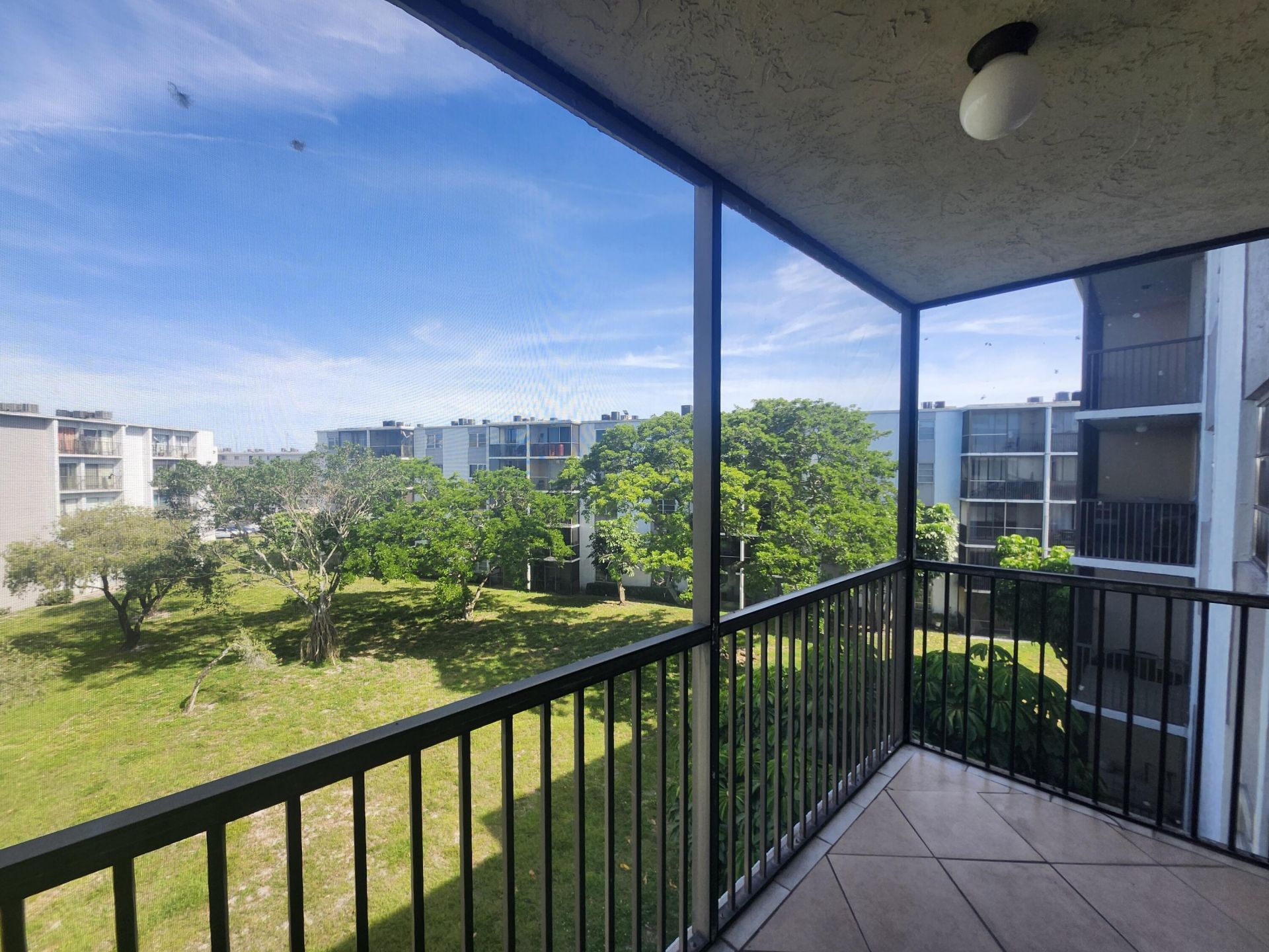 8750 N Sherman Circle N, Unit 406, Miramar, FL 33025 Photo