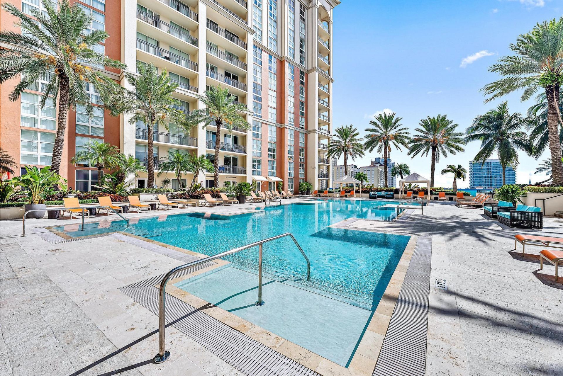 550 Okeechobee Boulevard, Unit 422, West Palm Beach, FL 33401 Photo