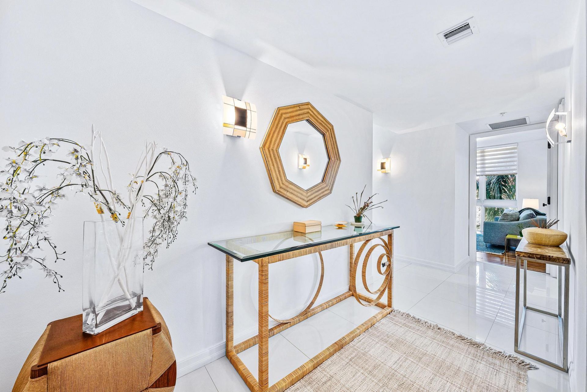 550 Okeechobee Boulevard, Unit 422, West Palm Beach, FL 33401 Photo