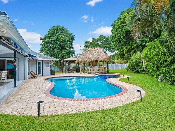 12139 Big Cone Court, Wellington, FL 33414