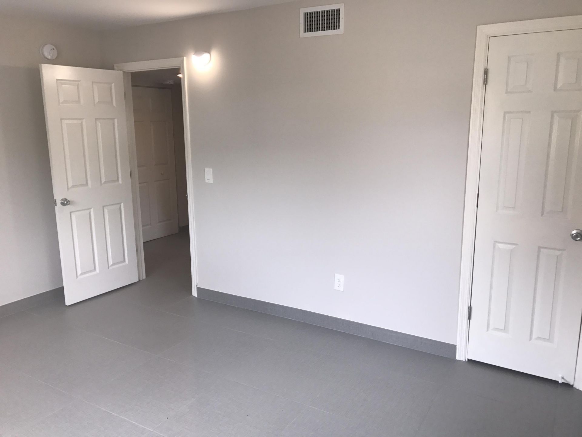 142 SW 8th Avenue, Unit Apt A, Delray Beach, FL 33444 Photo