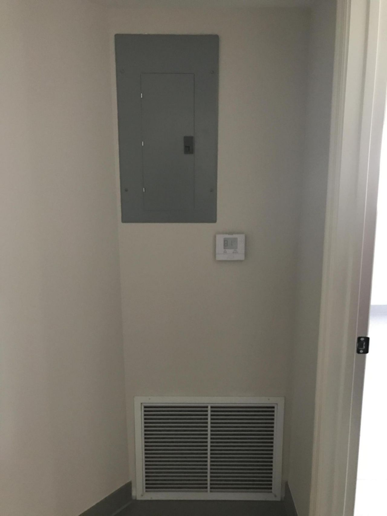 142 SW 8th Avenue, Unit Apt A, Delray Beach, FL 33444 Photo