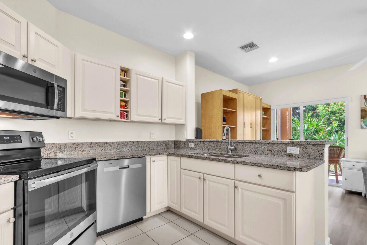 8931 Sandshot Court, Port Saint Lucie, FL 34986 Photo