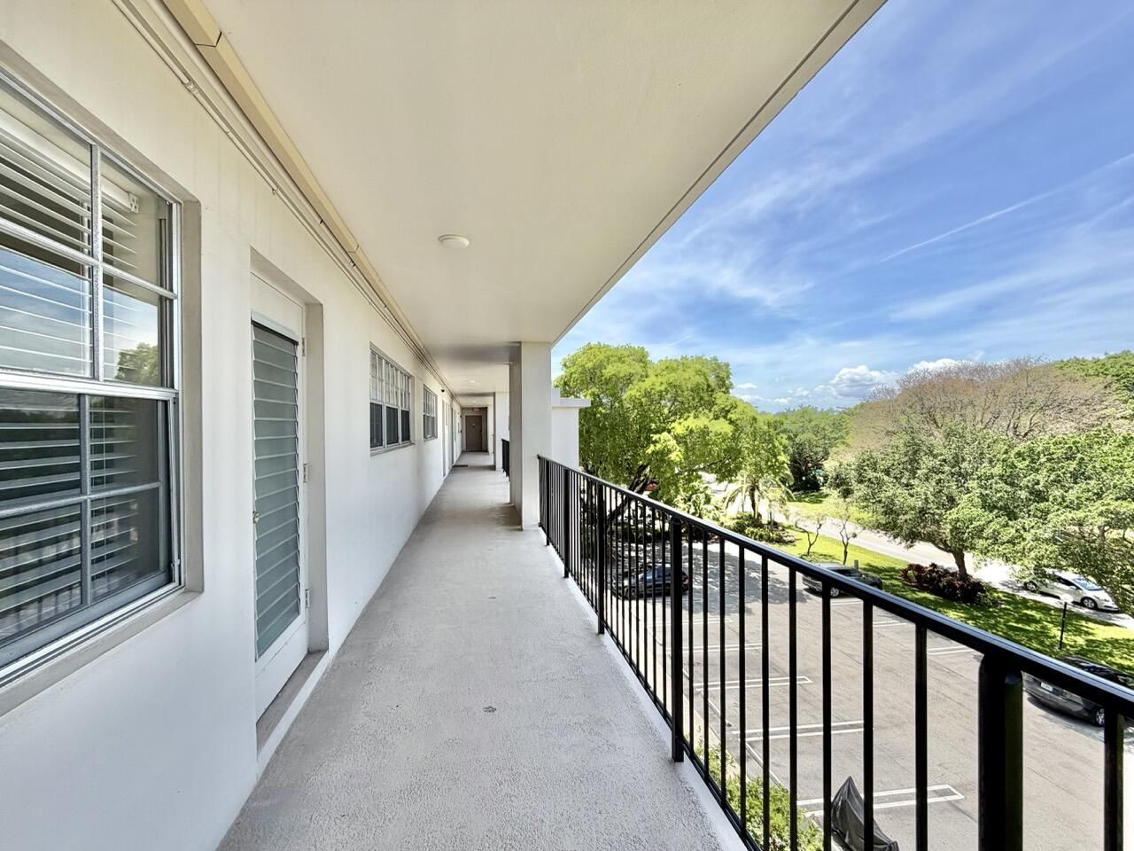 2800 N Palm Aire Drive, Unit 404, Pompano Beach, FL 33069 Photo