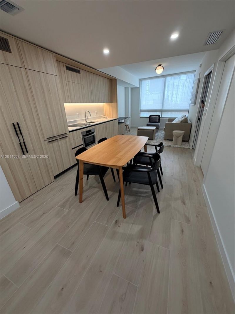 225 N Miami Av, Unit 907, Miami, FL 33128 Photo