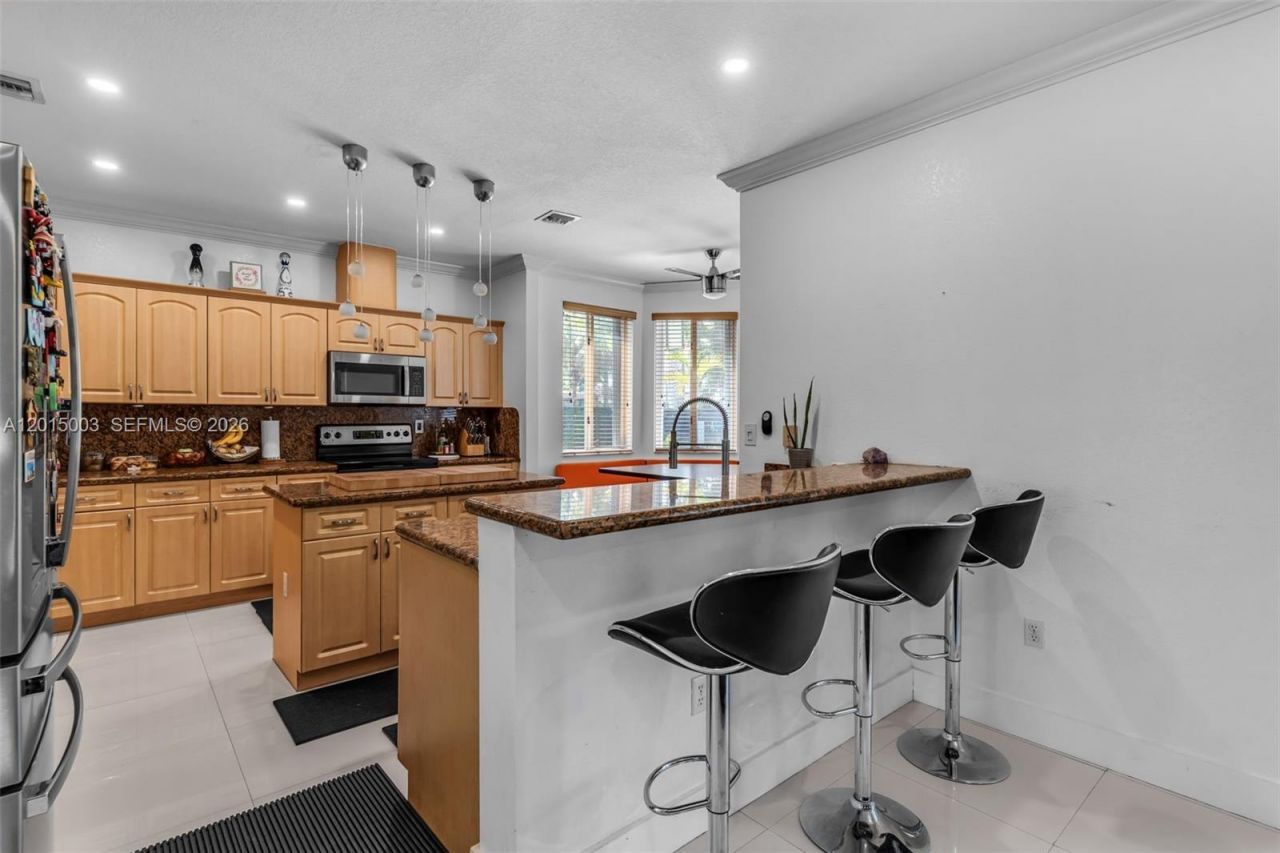 15395 SW 23rd St, Miami, FL 33185 Photo
