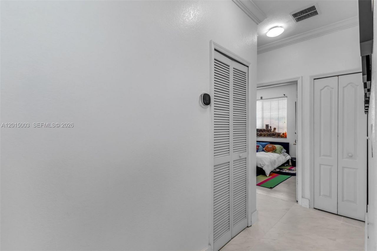 15395 SW 23rd St, Miami, FL 33185 Photo