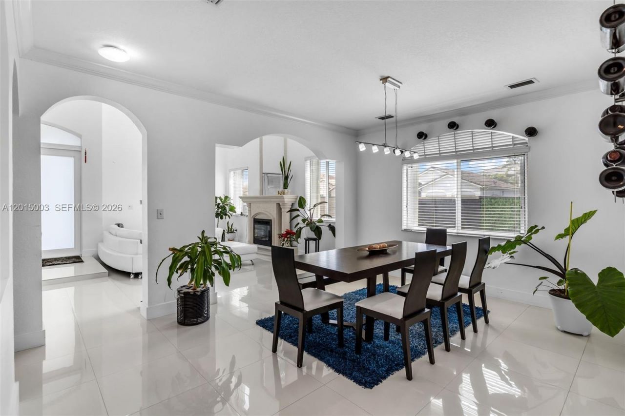 15395 SW 23rd St, Miami, FL 33185 Photo