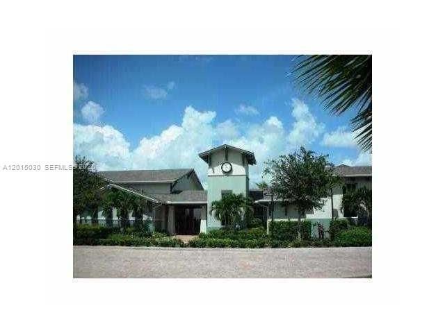 690 Amador Ln , Unit 2, West Palm Beach, FL 33401 Photo