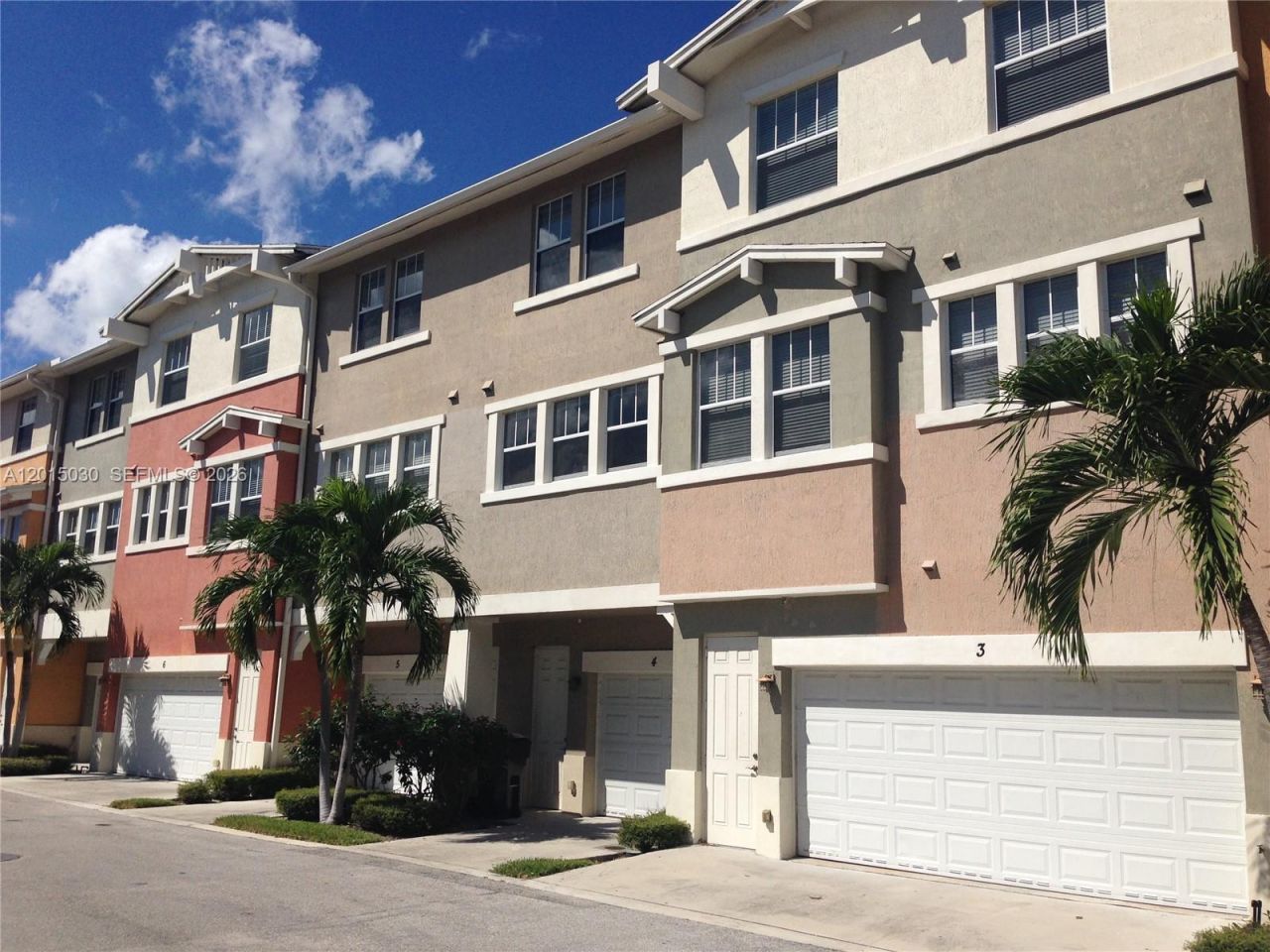 690 Amador Ln , Unit 2, West Palm Beach, FL 33401 Photo