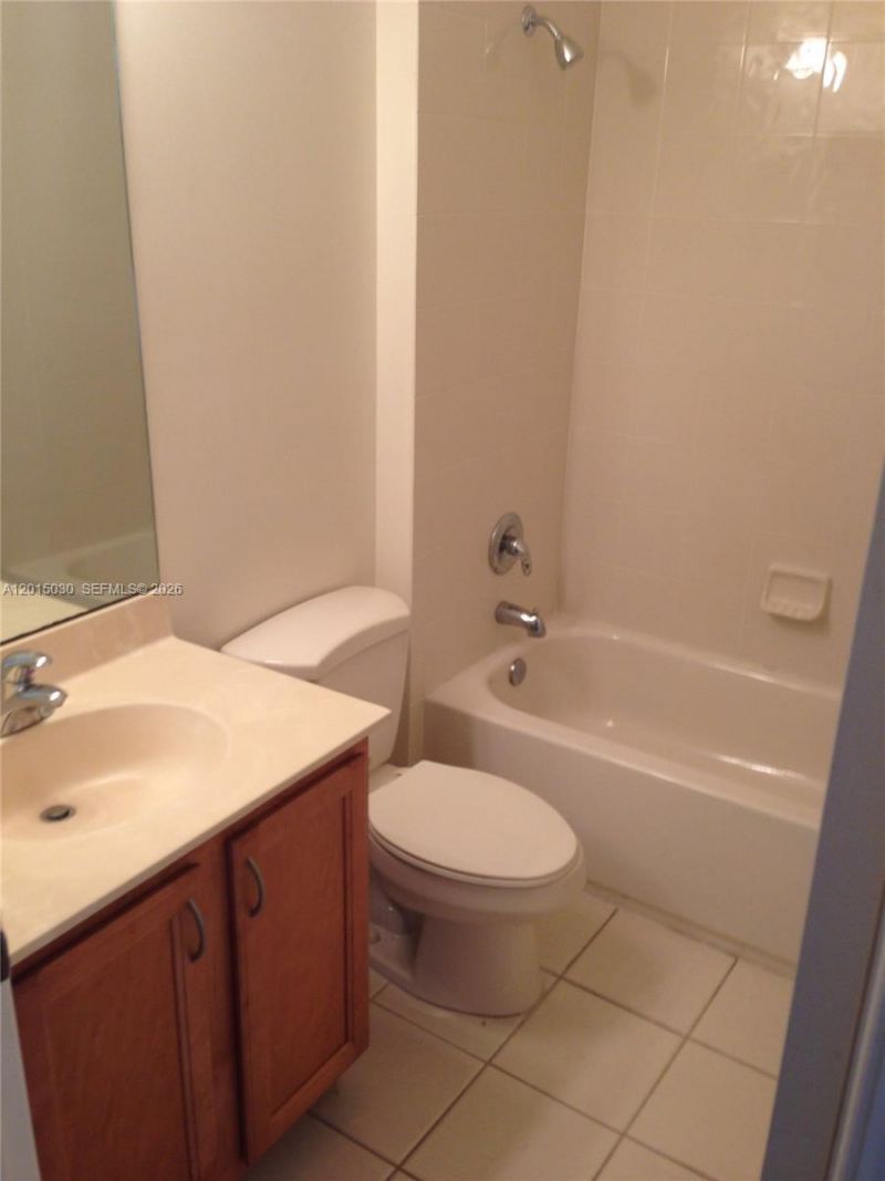 690 Amador Ln , Unit 2, West Palm Beach, FL 33401 Photo