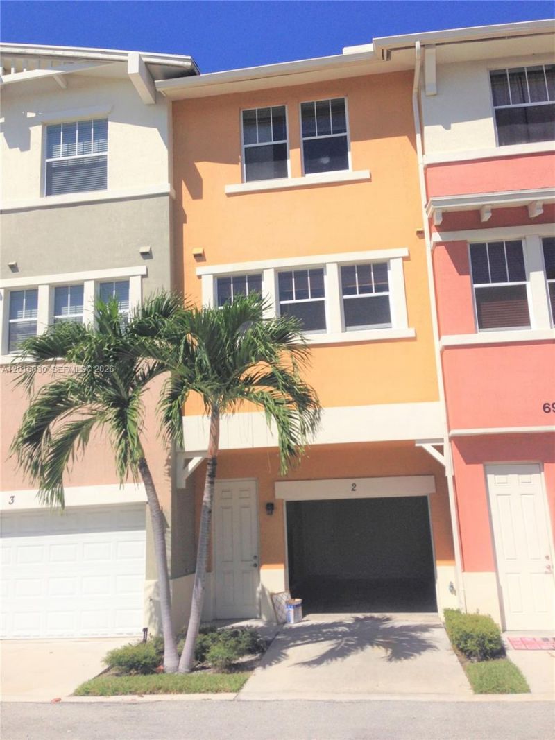 690 Amador Ln , Unit 2, West Palm Beach, FL 33401 Photo