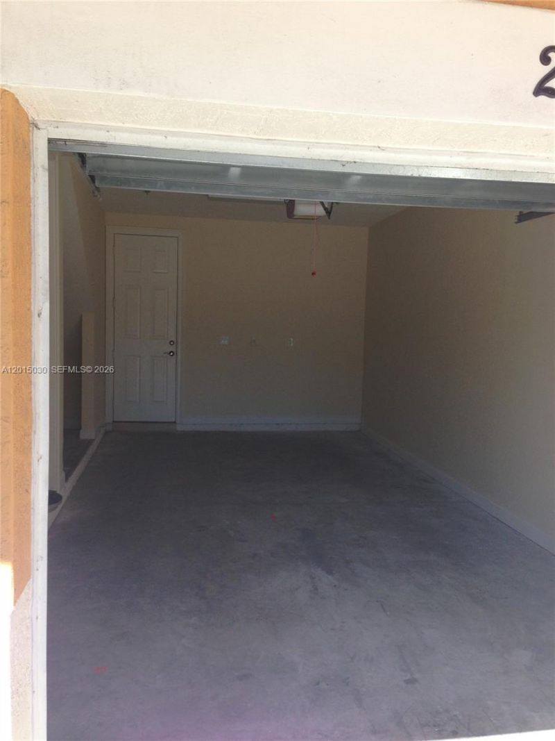 690 Amador Ln , Unit 2, West Palm Beach, FL 33401 Photo