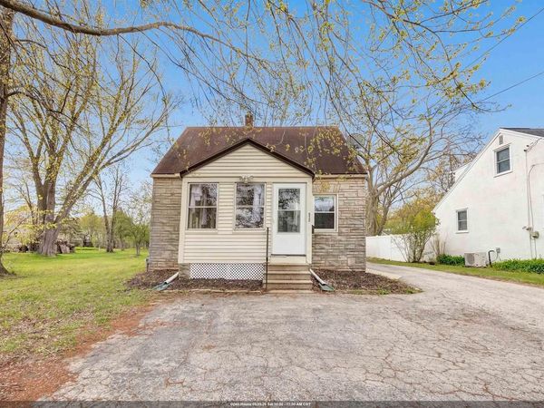 512 ALLOUEZ AVENUE, Green Bay, WI 54301