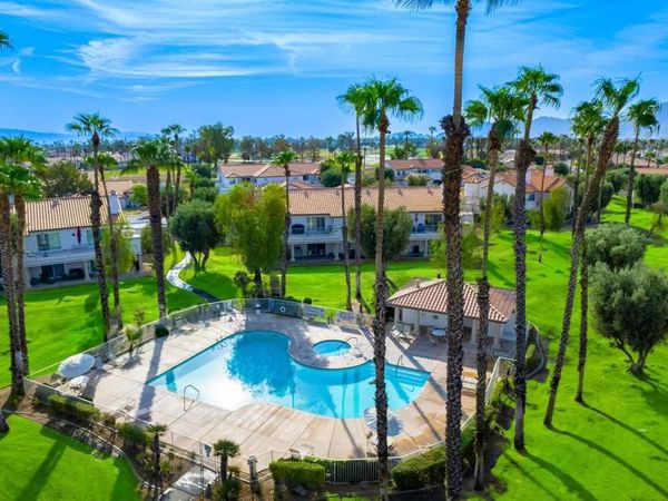 684 Vista Lago Circle N, Palm Desert, CA 92211