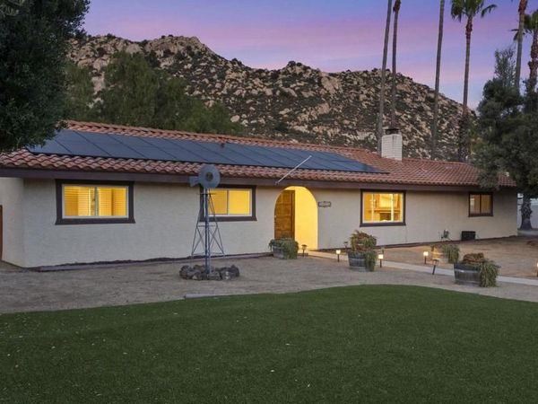 24928 Via Lopez, Ramona, CA 92065