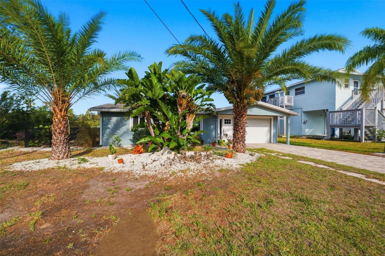 13231 Starfish Drive , Hudson, FL 34667 Photo