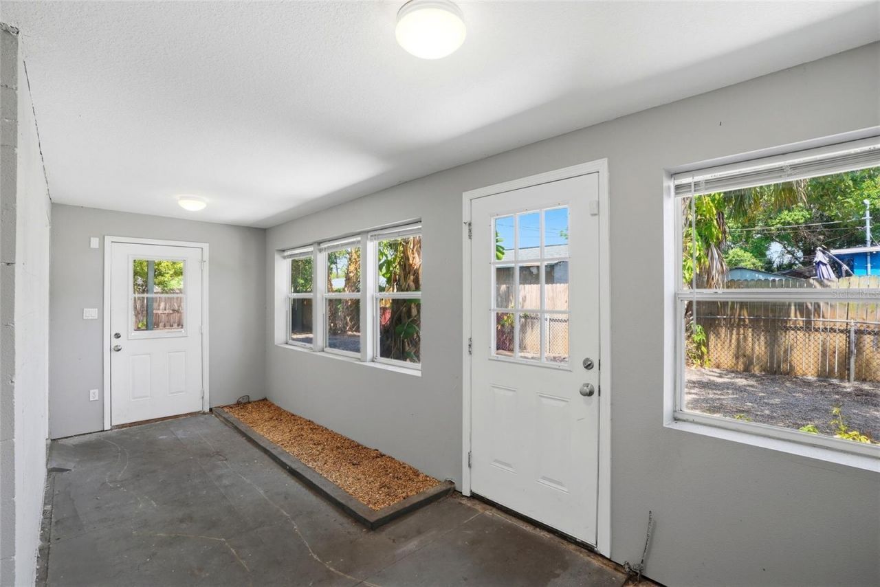 5127 4th Avenue S, Saint Petersburg, FL 33707 Photo