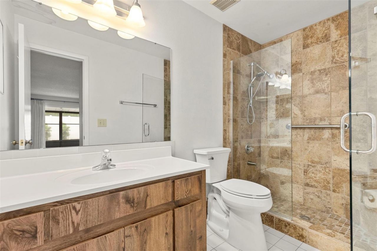 1836 Craven Drive , Seffner, FL 33584 Photo