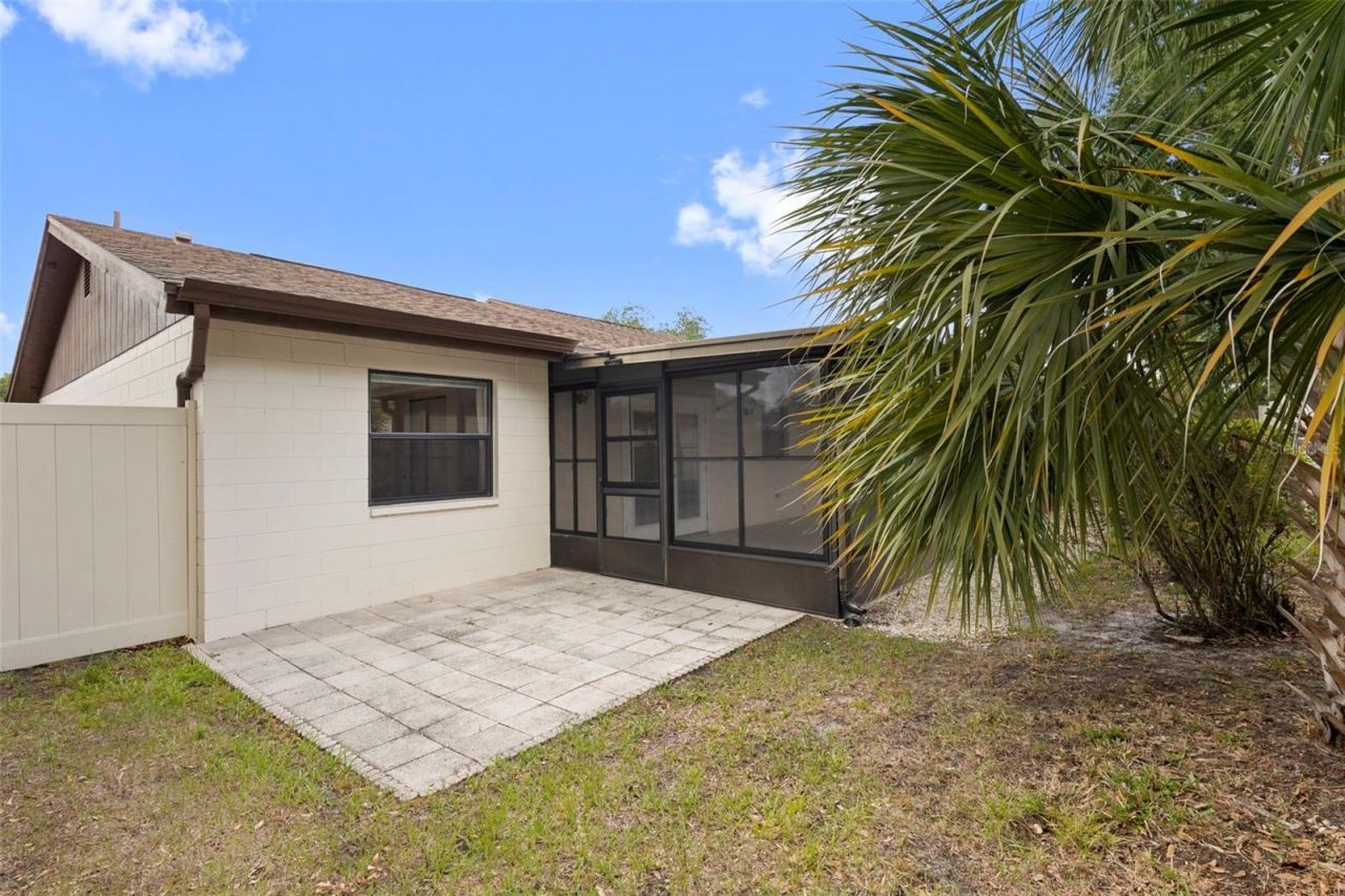 1836 Craven Drive , Seffner, FL 33584 Photo