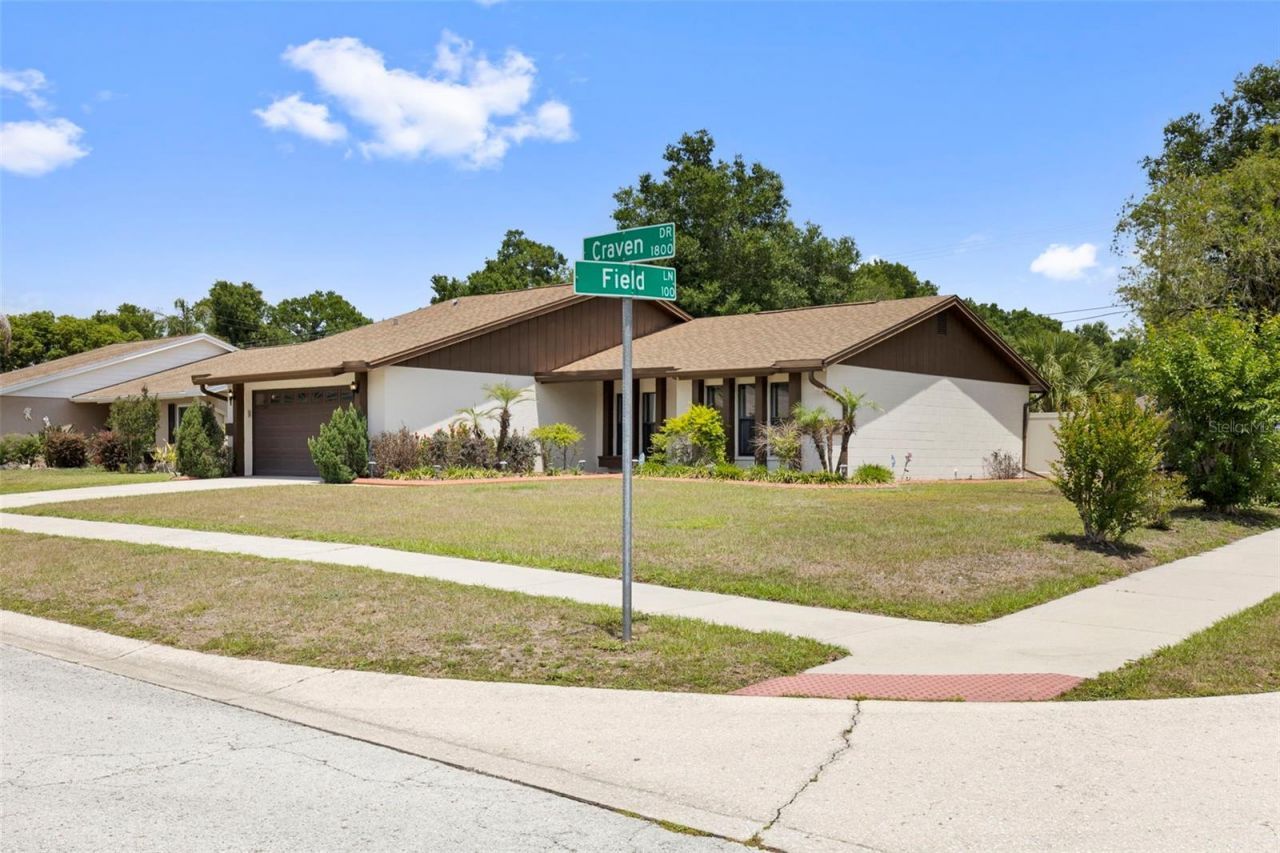 1836 Craven Drive , Seffner, FL 33584 Photo
