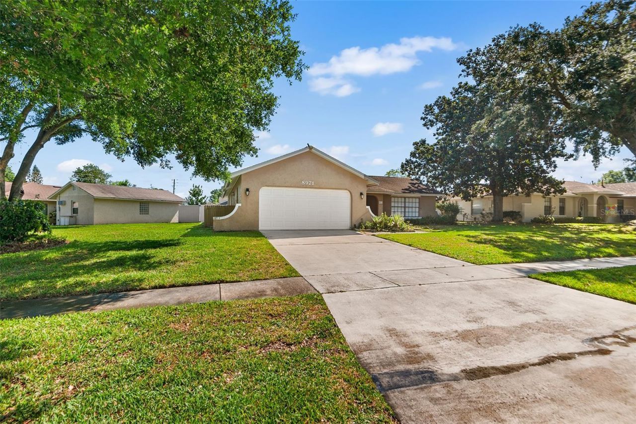8971 Angelica Drive, Orlando, FL 32836 Photo