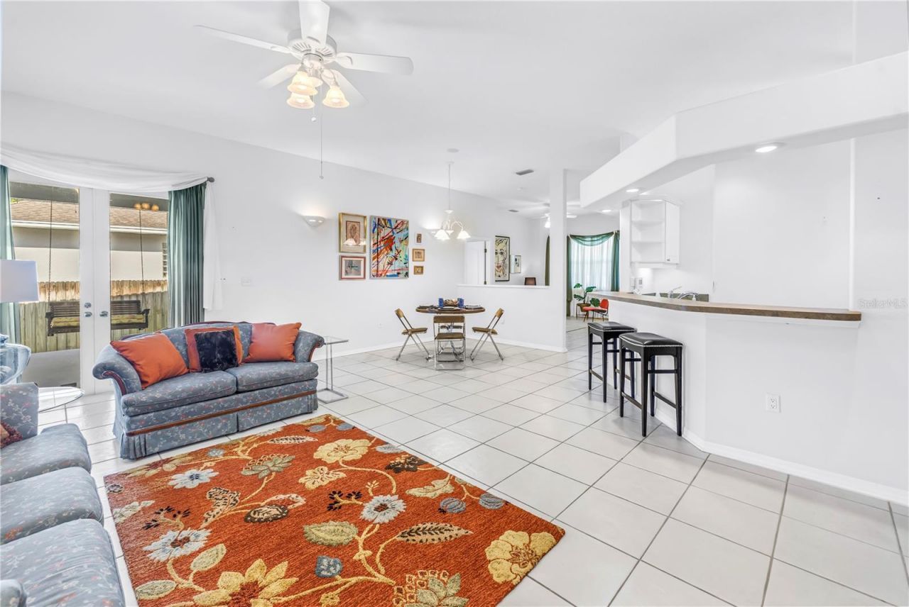 459 Northmoor Avenue N, Saint Petersburg, FL 33702 Photo