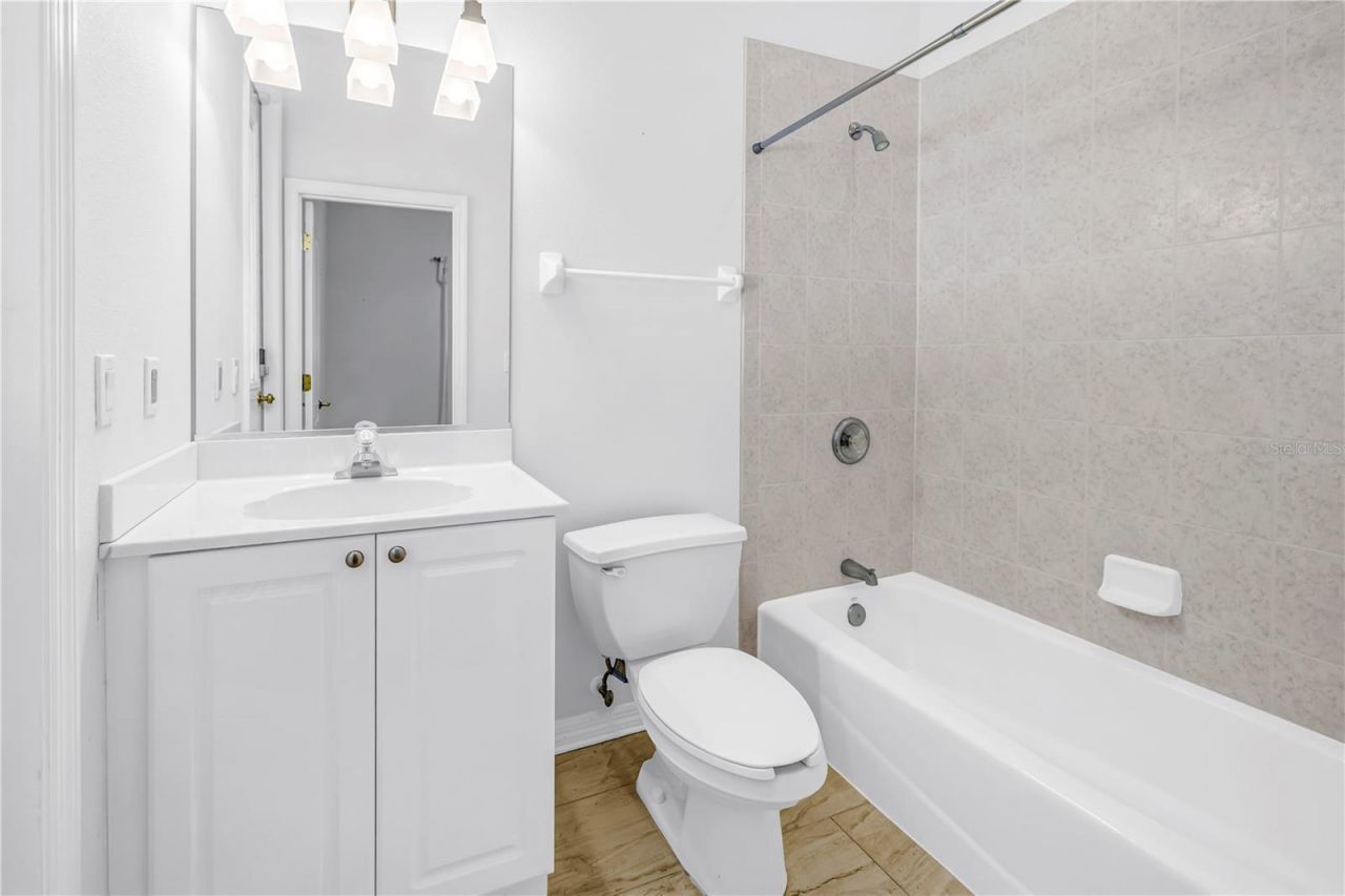 459 Northmoor Avenue N, Saint Petersburg, FL 33702 Photo