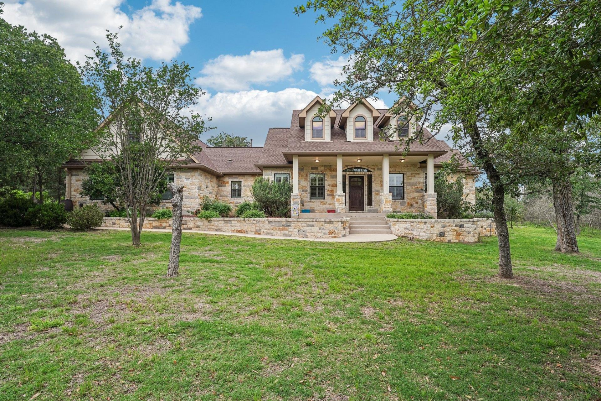 132 Wagon Way, Bastrop, TX 78602 Main Photo