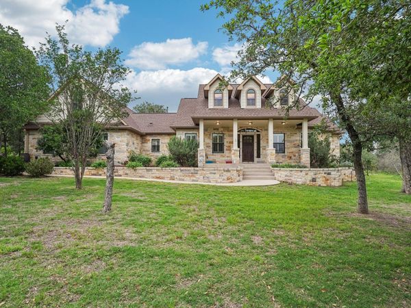 132 Wagon WAY, Bastrop, TX 78602