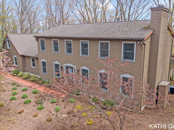 313 Stickney Ridge Road, Grand Haven, MI 49417