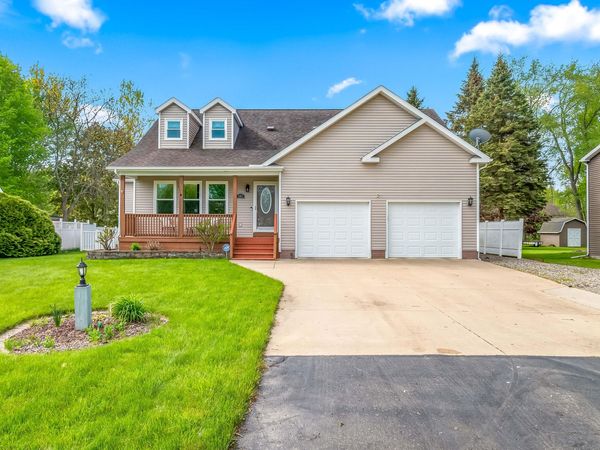 301 Case Street, Jonesville, MI 49250