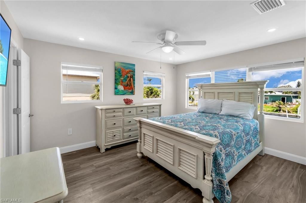 21631 Widgeon Ter, Fort Myers Beach, FL 33931 Photo