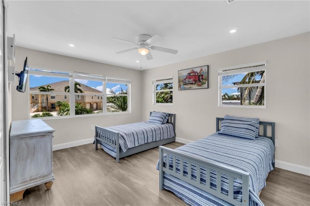 21631 Widgeon Ter, Fort Myers Beach, FL 33931 Photo